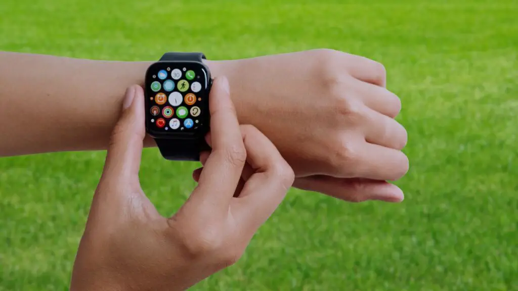 How to Change the Name of Apple Watch 